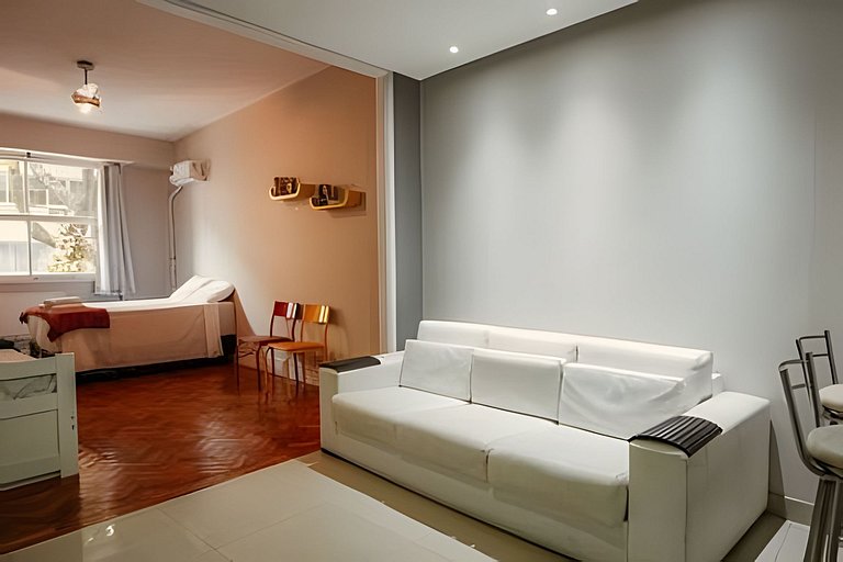 Apartamento confortável na quadra da praia