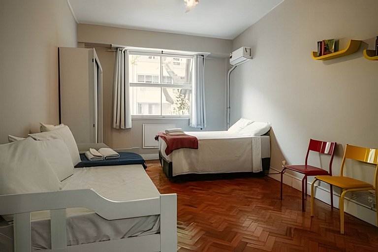 Apartamento confortável na quadra da praia