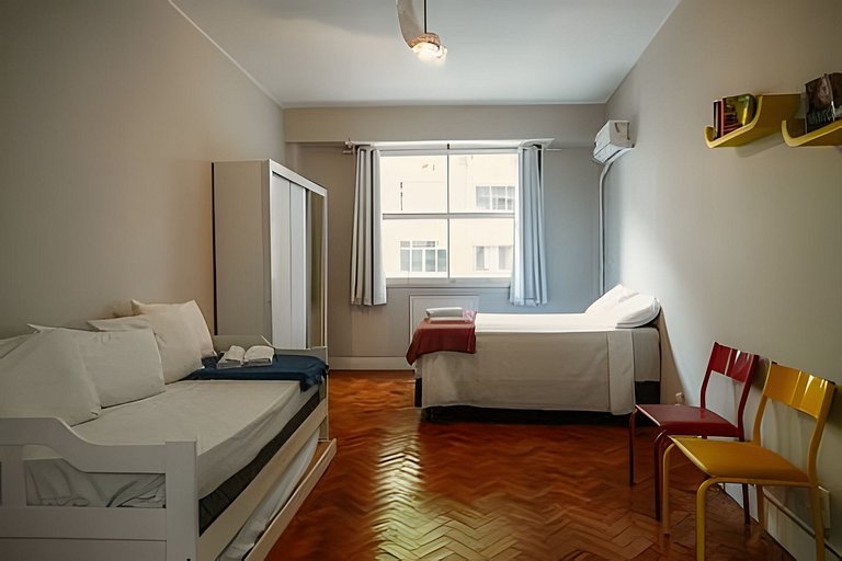 Apartamento confortável na quadra da praia