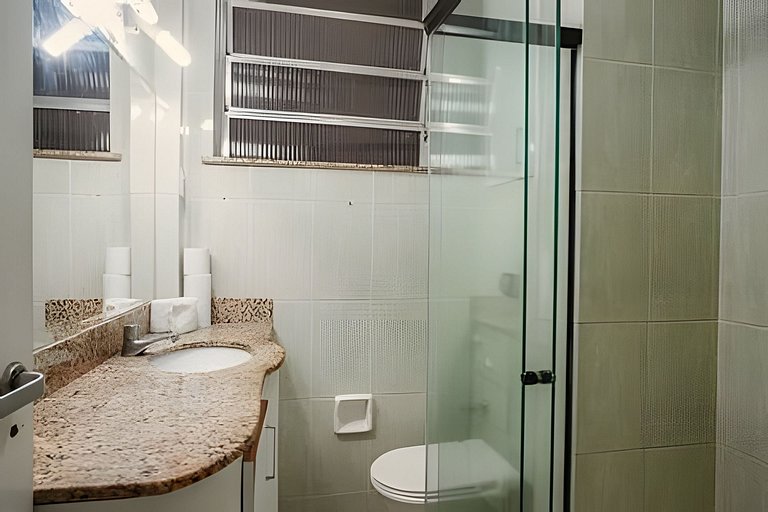 Apartamento confortável na quadra da praia