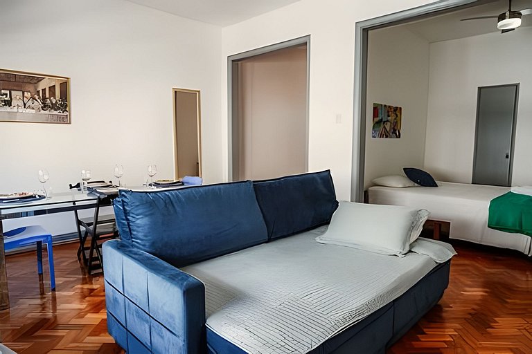 Apartamento amplo e luminoso perto da praia