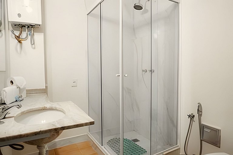 Apartamento amplo e luminoso perto da praia