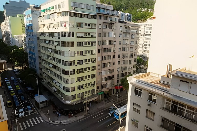 Apartamento para 4 pessoas com vista mar lateral