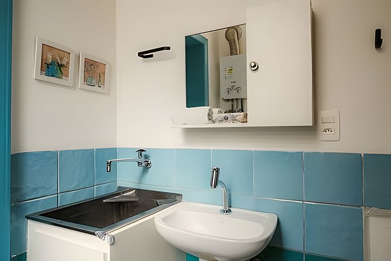 Apartamento vista mar na quadra da praia