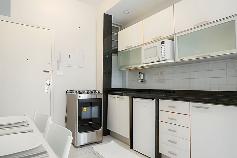 Apartamento luminoso e silencioso em Copacabana