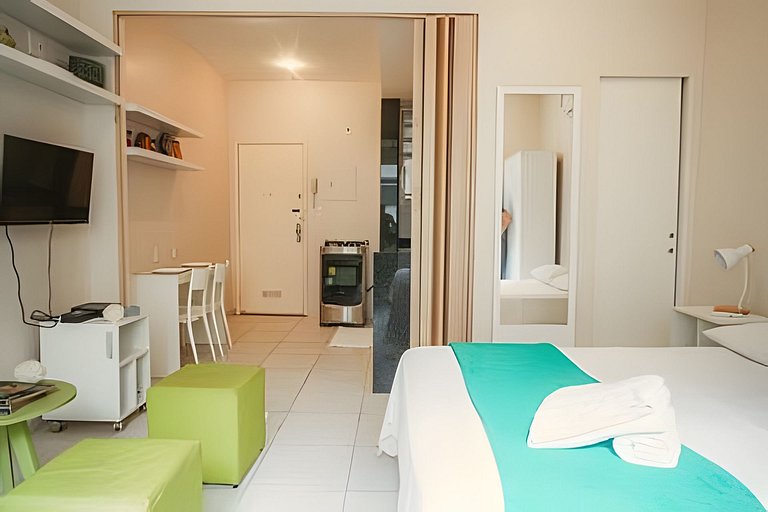Apartamento luminoso e silencioso em Copacabana