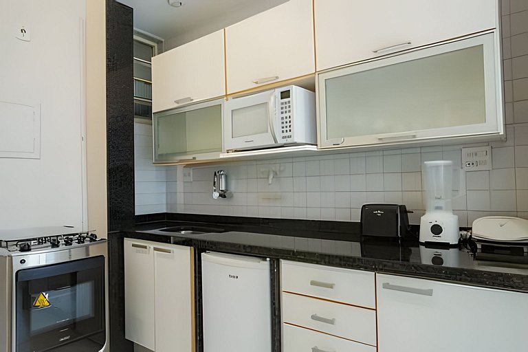 Apartamento luminoso e silencioso em Copacabana