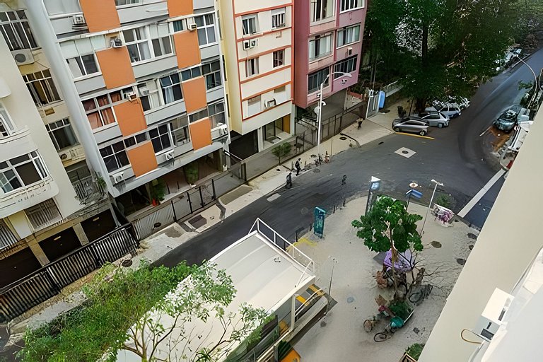 Apartamento luminoso e silencioso em Copacabana