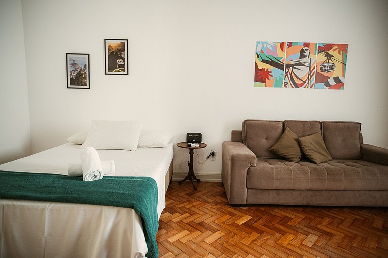Apartamento para 4 pessoas com vista mar lateral