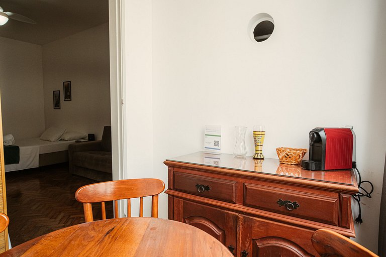 Apartamento para 4 pessoas com vista mar lateral