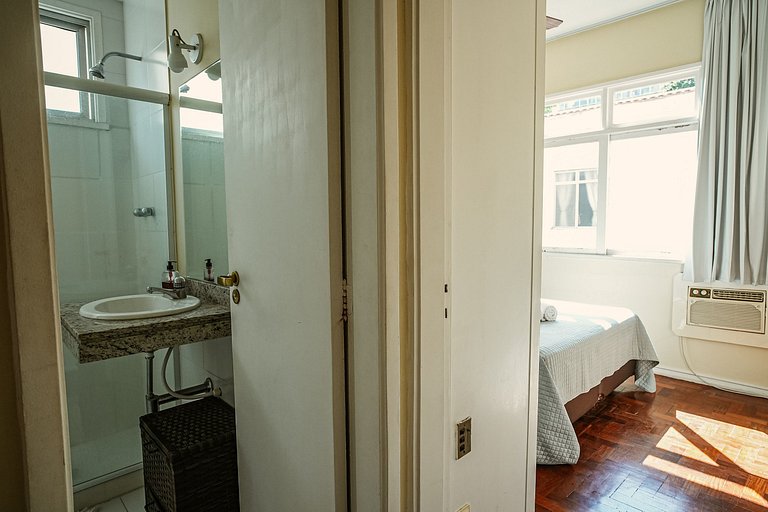 Apartamento com 2 quartos em Ipanema