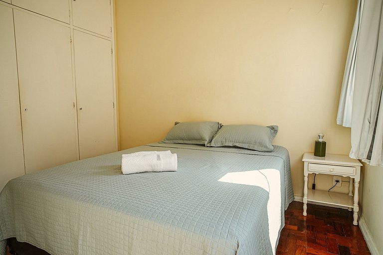 Apartamento com 2 quartos em Ipanema