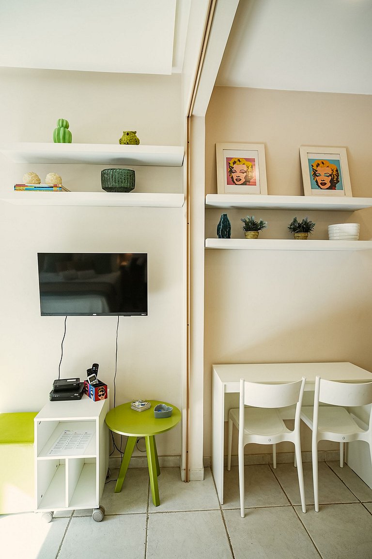 Apartamento luminoso e silencioso em Copacabana