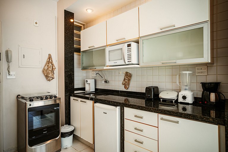 Apartamento luminoso e silencioso em Copacabana