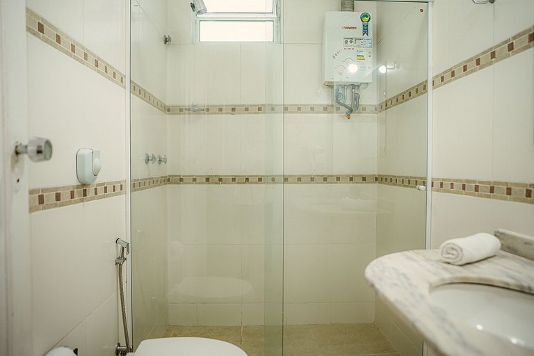 Apartamento com posição central para até 3 pessoas